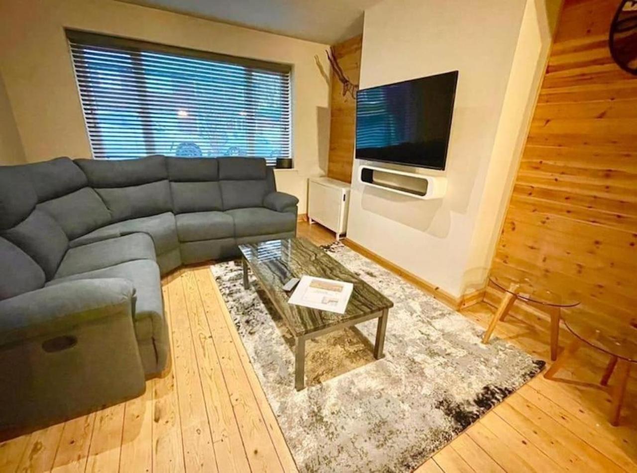 Entire House - Peaceful 3 Bedroom Home Rishton Εξωτερικό φωτογραφία